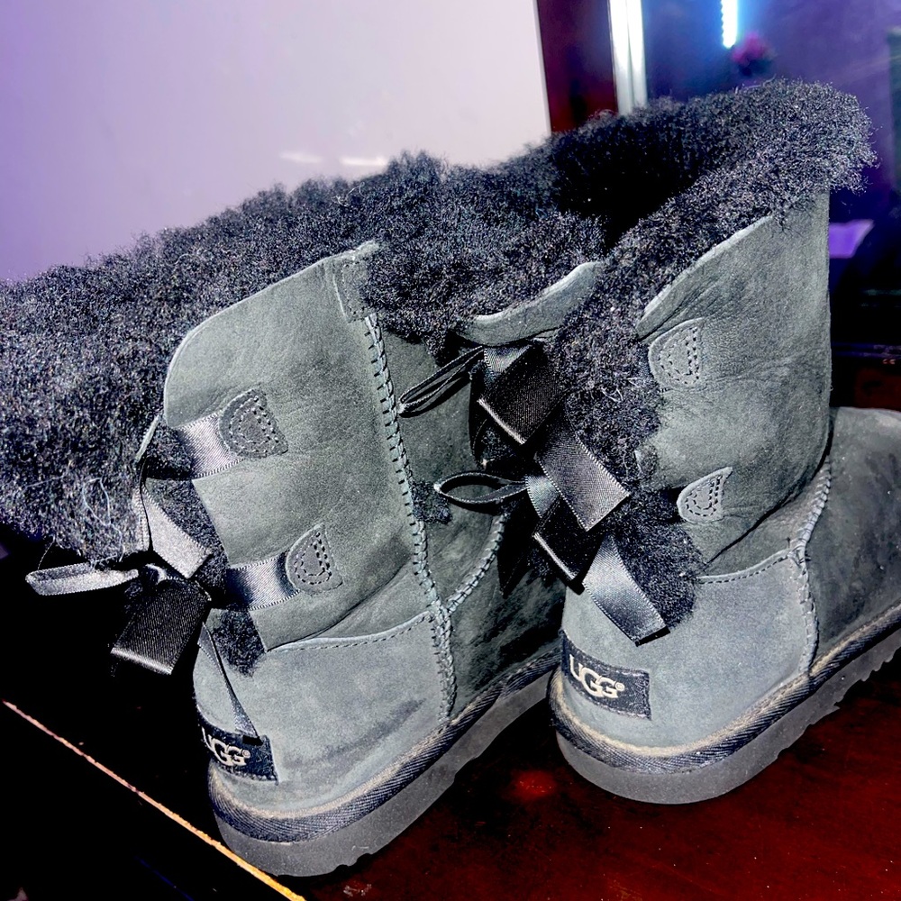All black UGGS with bow